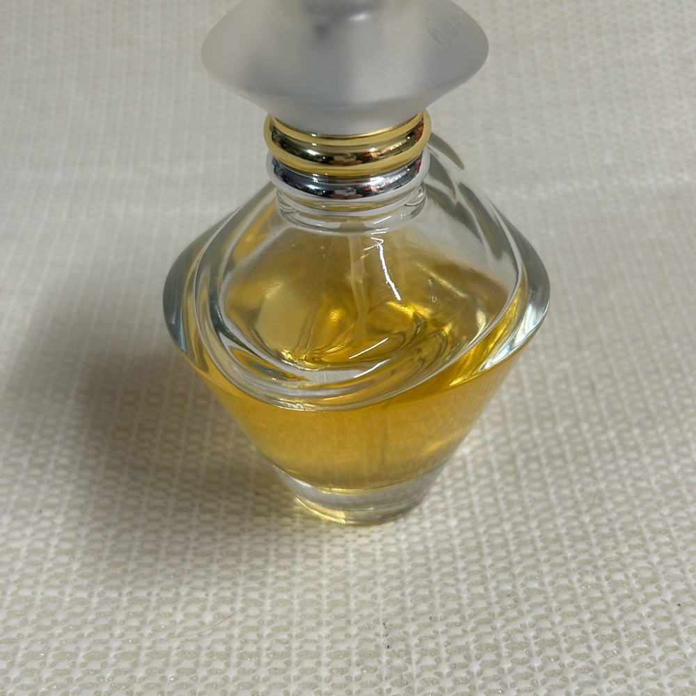 Journey by Mary Kay Elegant Women’s Perfume Bottle - Gold Yellow Scent - Picture 2 of 5
